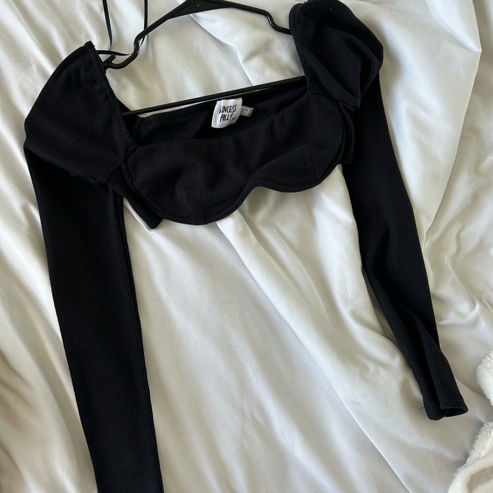 Princess Polly Long Sleeve Crop Top (Underwire bra detail)